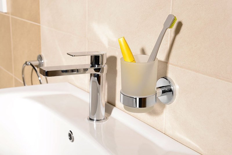 Aqualine SAMBA sklenka, mléčné sklo, chrom SB104