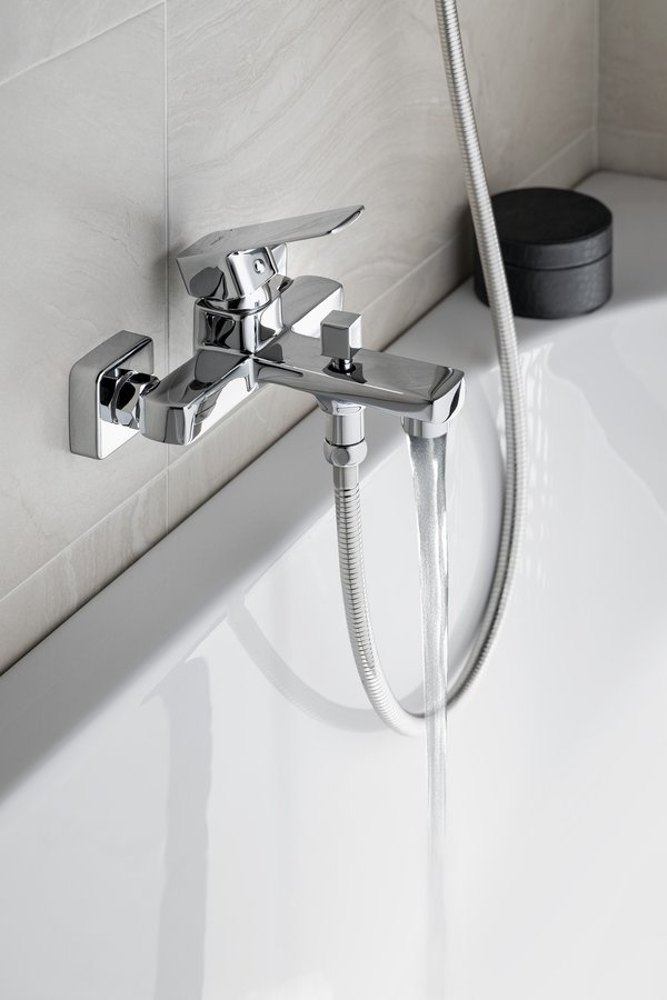 22522-fc310_factor_nastenna_vanova_baterie__chrom_int_2_c