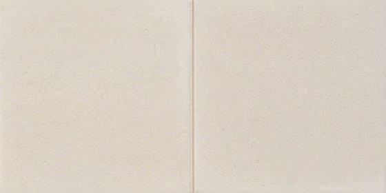 LYO003 (24545)