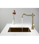 Photo: KIRKÉ WHITE Küchenarmatur, weisser Hebel, bronze