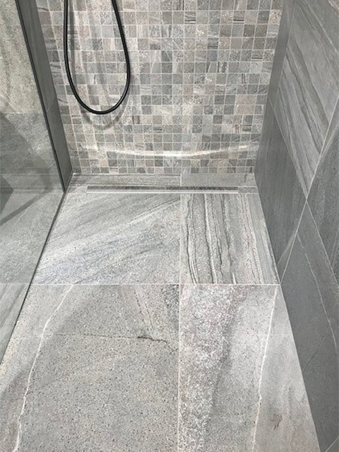 Sapho Spádová lišta, levá, výška 10mm, délka 1200mm, nerez mat SPD1210-L