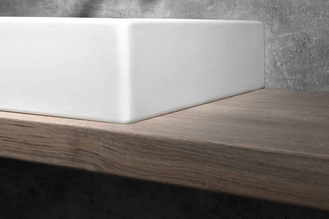 GSI KUBE X keramické umyvadlo 80x47cm, s odkládací plochou vlevo, broušená spodní hrana, bílá mat 94579109