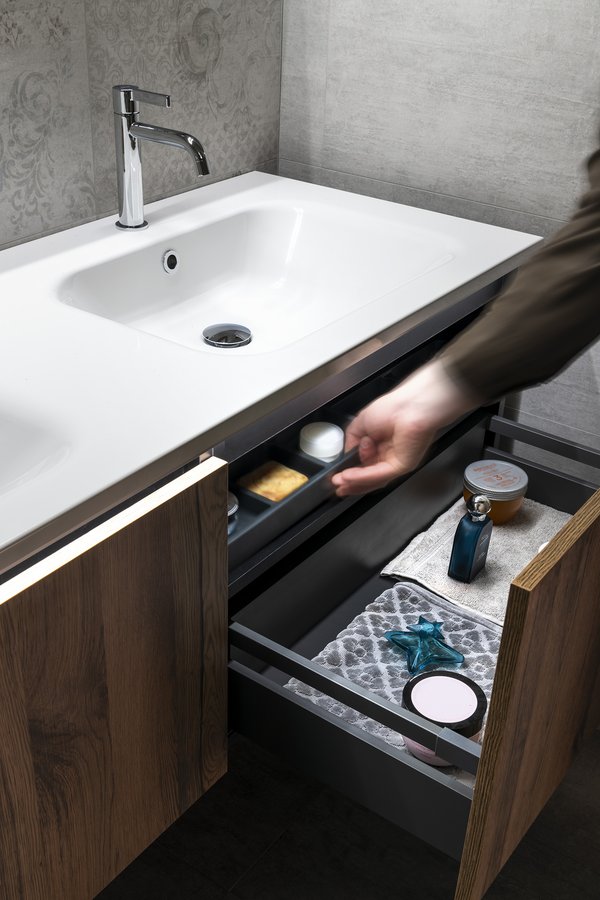 55979-le070_1935_int_ot_1_c