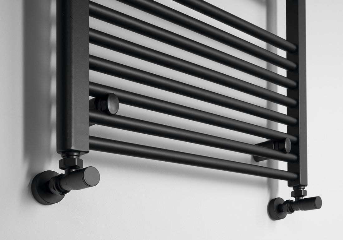 Aqualine DIRECT otopné těleso s bočním připojením 600x960 mm, černá mat ILR96B