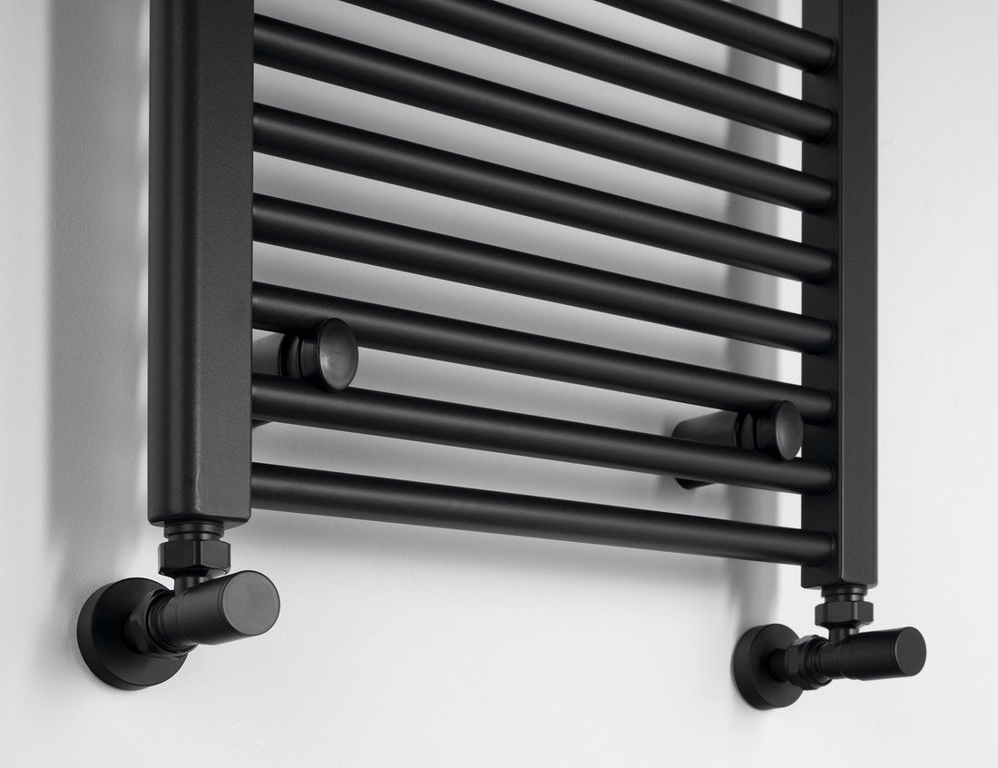 Aqualine DIRECT otopné těleso s bočním připojením 450x1320 mm, černá mat ILR34B