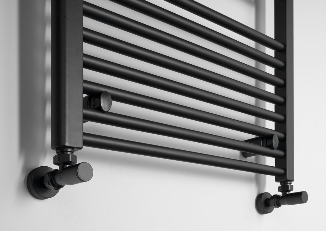 Aqualine DIRECT otopné těleso s bočním připojením 600x1680 mm, černá mat ILR66B