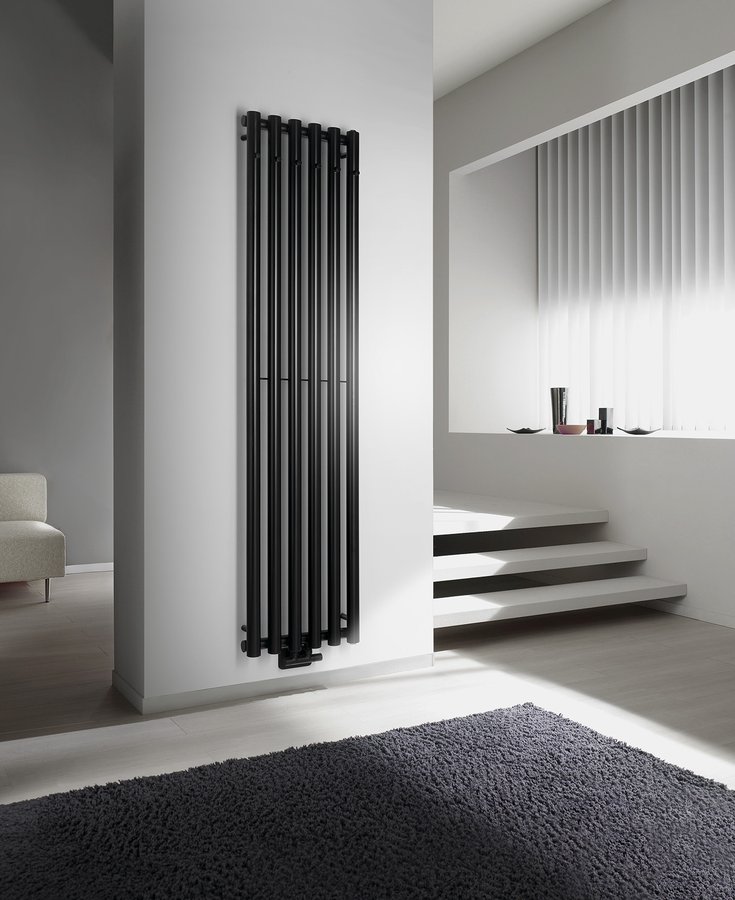 Sapho PILON otopné těleso 418x1800mm, se šesti háčky pro ručník, černá mat IZ132T