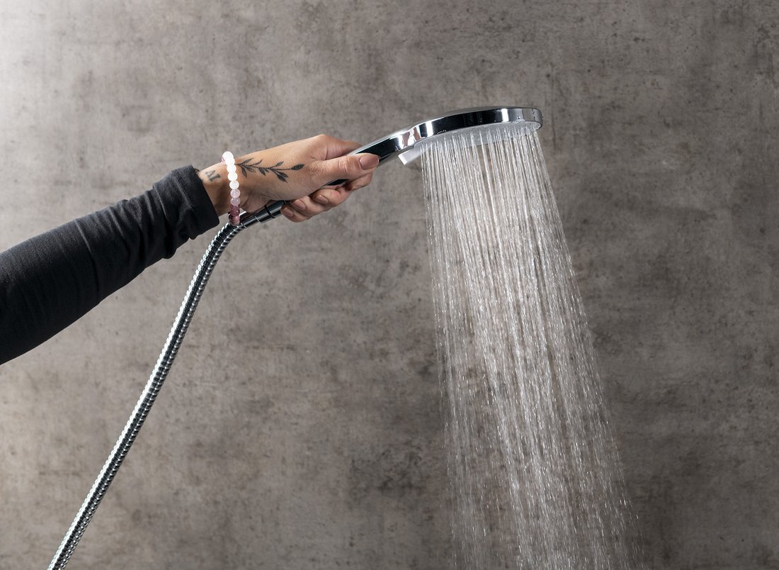 63179-sk879_sprcha_int_voda_1_c